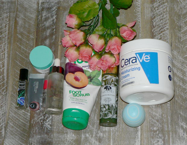 Information, product recommendations and empties July 2019. Take a look at all these products and their reviews #empties