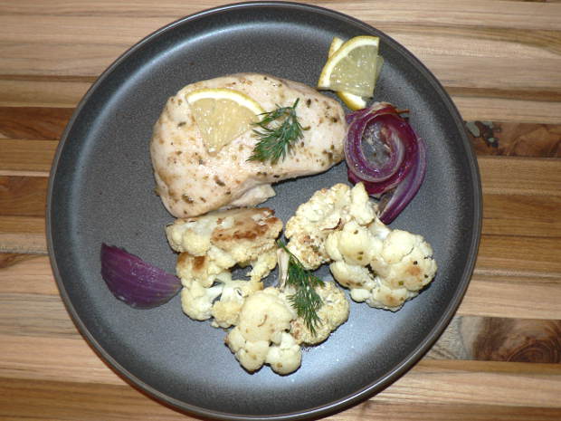 Greek Chicken With Onions and Cauliflower