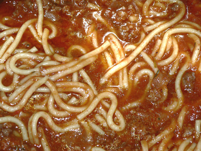Cooked Spaghetti and Meat in Instant Pot