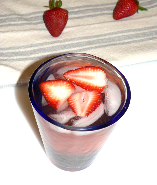 Instapot Strawberry Infused Water