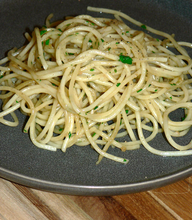 Garlic Olive Oil Spaghetti on a Grey Plate