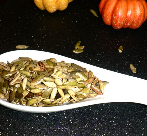 Toasted Pumpkin Seeds are the easiest fall snack you will ever make! Find out how to make this Halloween snack in just five minutes #healthy #healthyrecipes #healthyfood #healthyeating #cooking #food #recipes #vegetarian #vegetarianrecipes #glutenfree #glutenfreerecipes #halloween #halloweensnacks #snacks #ketodiet #ketorecipes #lowcarb #lowcarbdiet #lowcarbrecipes #appetizers