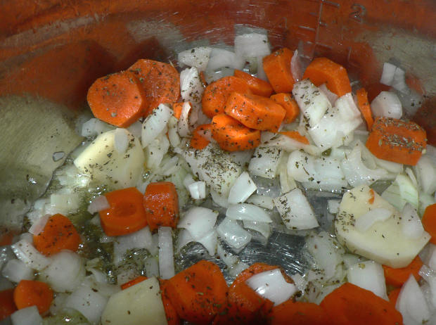 Onions, Carrots, Italian Seasoning in Instant Pot