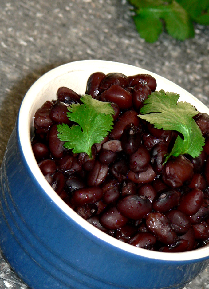 How To Make Instant Pot Black Beans Without Soaking, the simplest method for making dry black beans without soaking them first #instantpot #healthy #vegan