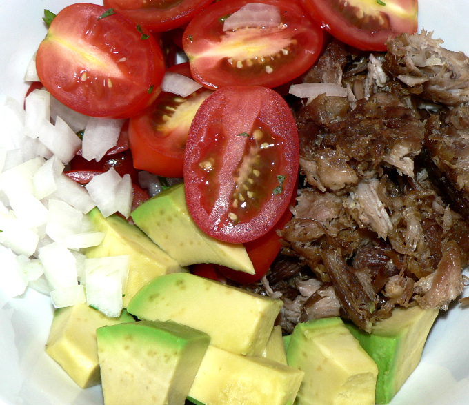 Carnitas Bowl Keto, is a very simple to make, delicious recipe #healthy #healthyrecipes #healthyfood #glutenfree #lowcarb #keto #healthy #lowcarbdiet #ketodiet #dairyfree #healthyrecipes #healthyfood #healthylifestyle #healthyeating #dinner #dinnerrecipes