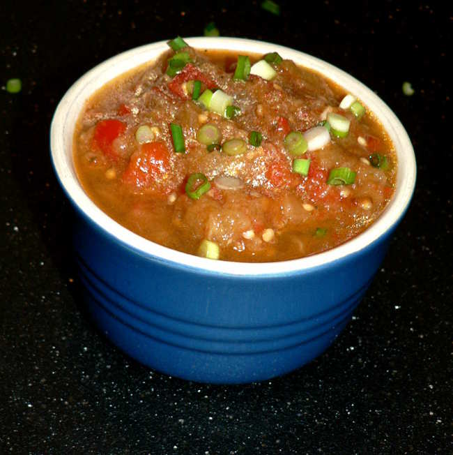 Low Carb Instant Pot Ratatouille, a simple French summer vegetable stew. Healthy and delicious, you will be amazed at how easy it is to make!