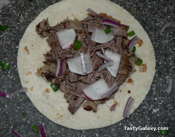 Instant Pot Shredded Beef Tacos, the easiest beef tacos you will ever make! They are healthy, delicious and very simple to make #instantpot #tacos