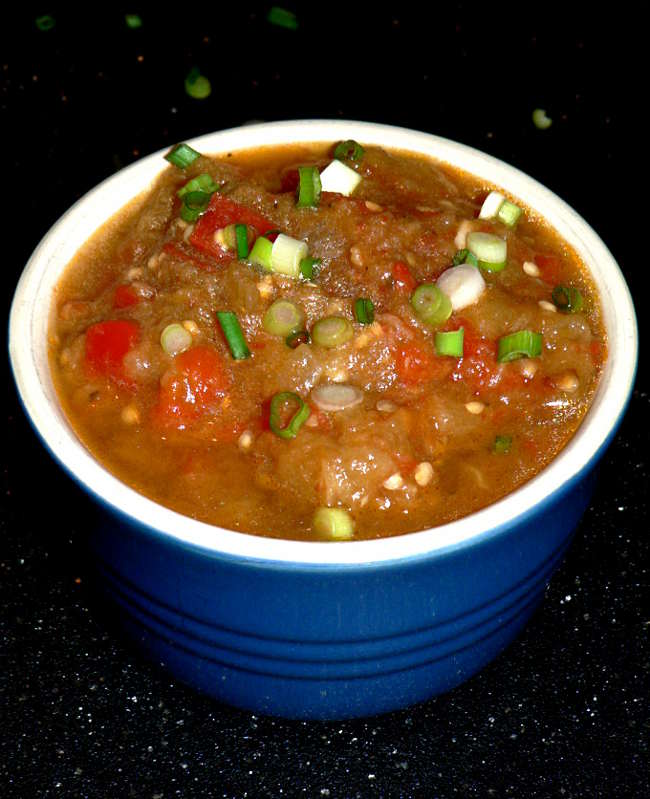 Keto, Low Carb Instant Pot Ratatouille, an easy vegetarian side dish that you can throw into the Instant Pot to make. A perfect healthy, easy and delicious summer side dish #healthy #dinner #healthyrecipes #healthyfood #healthylifestyle #recipe #food #cooking #salad #vegetarian #vegetarianrecipes #summer #lowcarb #keto #paleo #whole30 #vegan