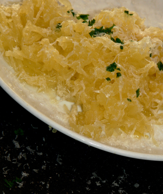 Spaghetti Squash With Butter and Parmesan, vegetarian and low carb, delicious dinner dish #healthy #healthyrecipes #healthyfood #healthyeating #cooking #food #recipes #vegatarian #vegetarianrecipes #vegetables #ketodiet #ketorecipes #lowcarb #lowcarbdiet #lowcarbrecipes #glutenfree #glutenfreerecipes #maindish #fall