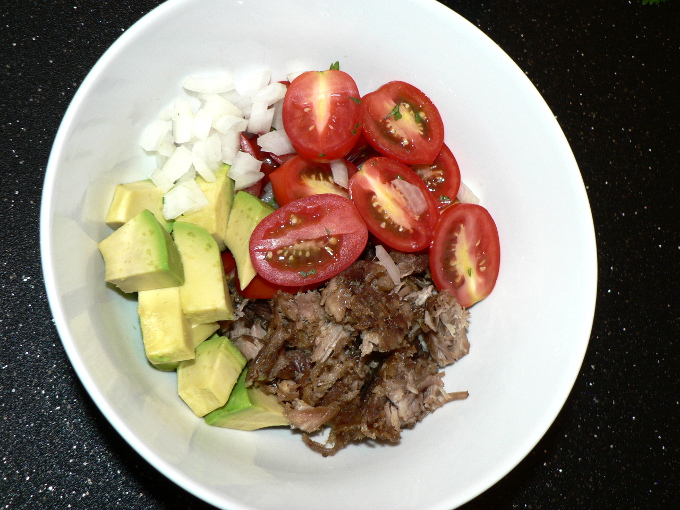 Carnitas Bowl Keto, is a very simple to make, delicious recipe #healthy #healthyrecipes #healthyfood #glutenfree #lowcarb #keto #healthy #lowcarbdiet #ketodiet #dairyfree #healthyrecipes #healthyfood #healthylifestyle #healthyeating #dinner #dinnerrecipes