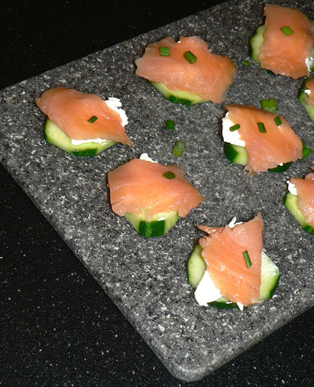 Smoked Salmon Bites with Cucumber